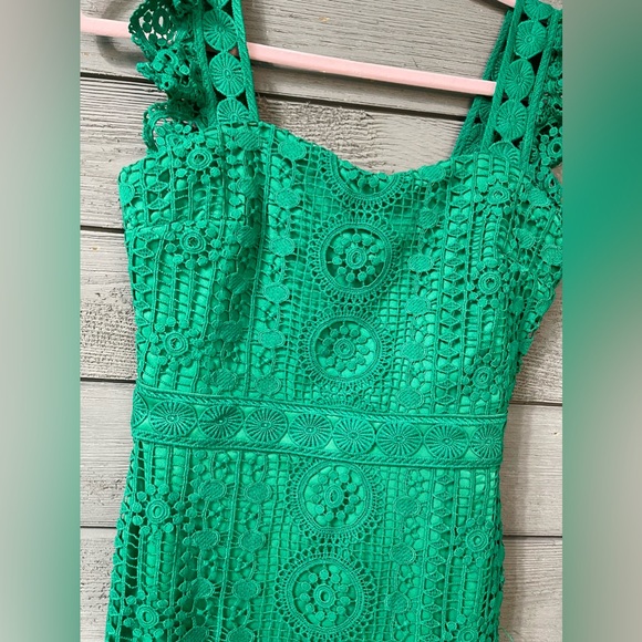 NWT Vici Emerald Green Crochet Lace Ruffle Midi Dress XS Feminine Chic Vacation - Picture 6 of 9